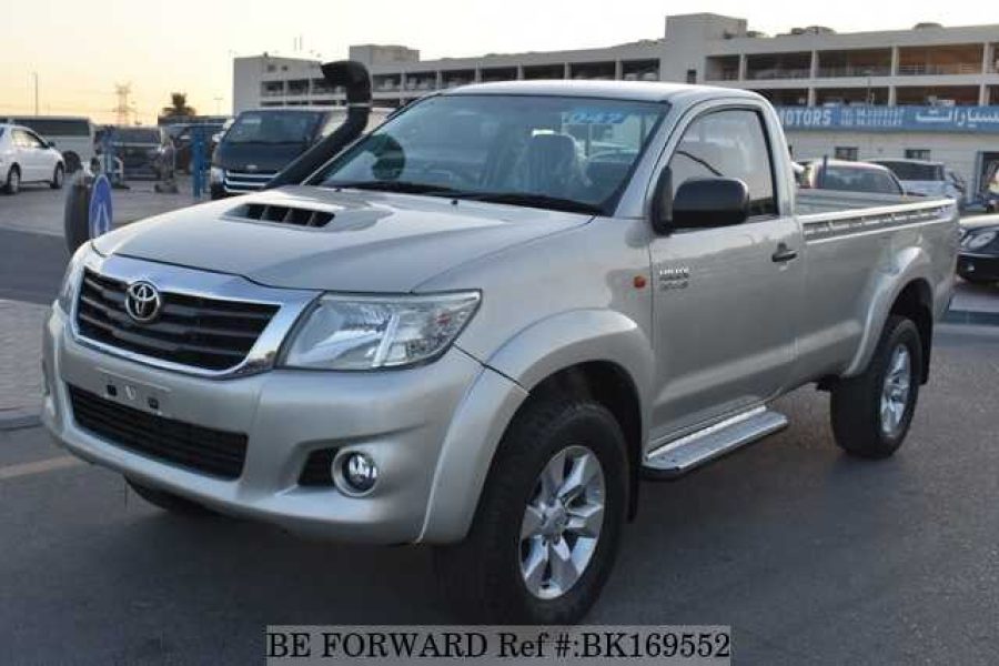 CAR HIRE – 2012 TOYOTA HILUX