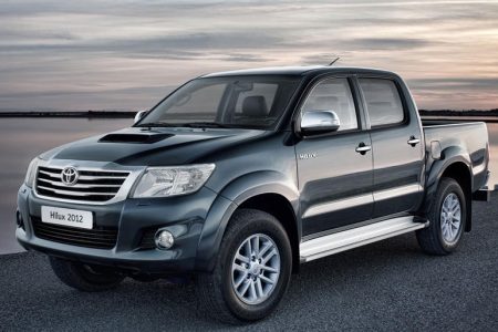 CAR HIRE – 2012 TOYOTA HILUX
